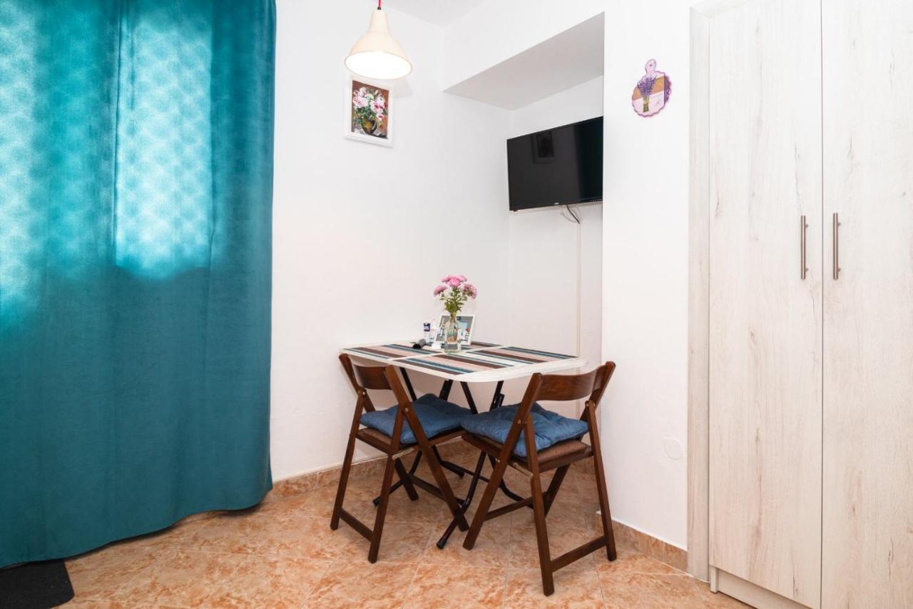 Studio Apartman Djakovic 헤르섹 외부 사진