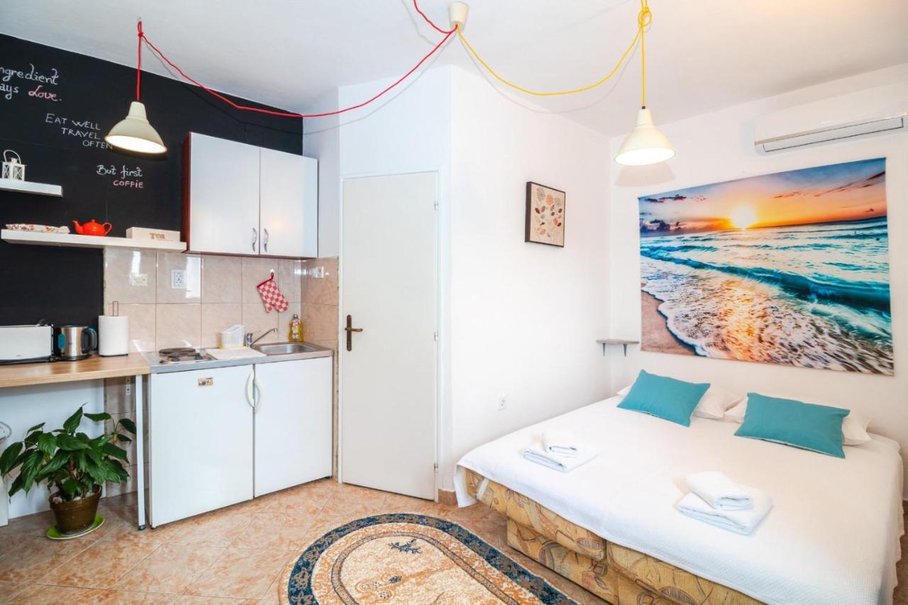 Studio Apartman Djakovic 헤르섹 외부 사진